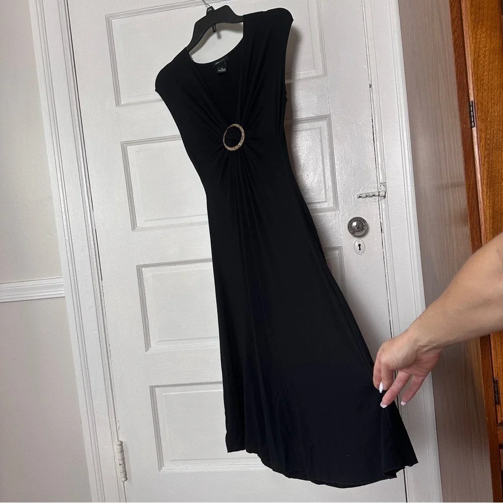 3/$20💥BCBGMaxAzria Black Midi Dress Cinched Waist Bamboo‎ Ring Accent M Stretch